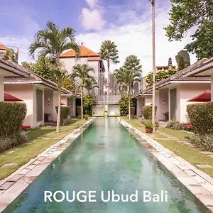 4* Semesteranläggning (resort) Rouge -